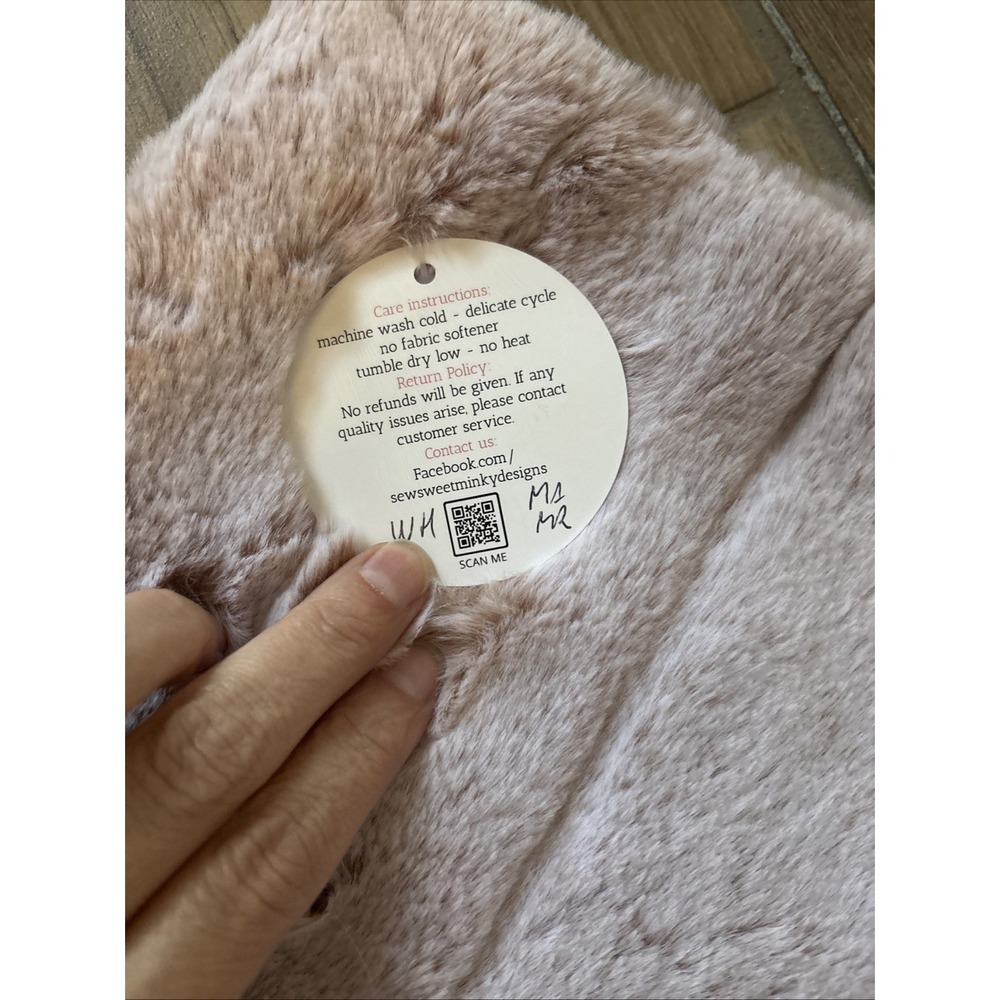 Minky Couture Genuine Tan White plush ultra soft Pillow Case 26.5" x 19.5" - Picture 3 of 6